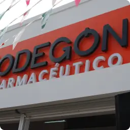 fotografia-del-logo-de-bodegon-farmaceutico-